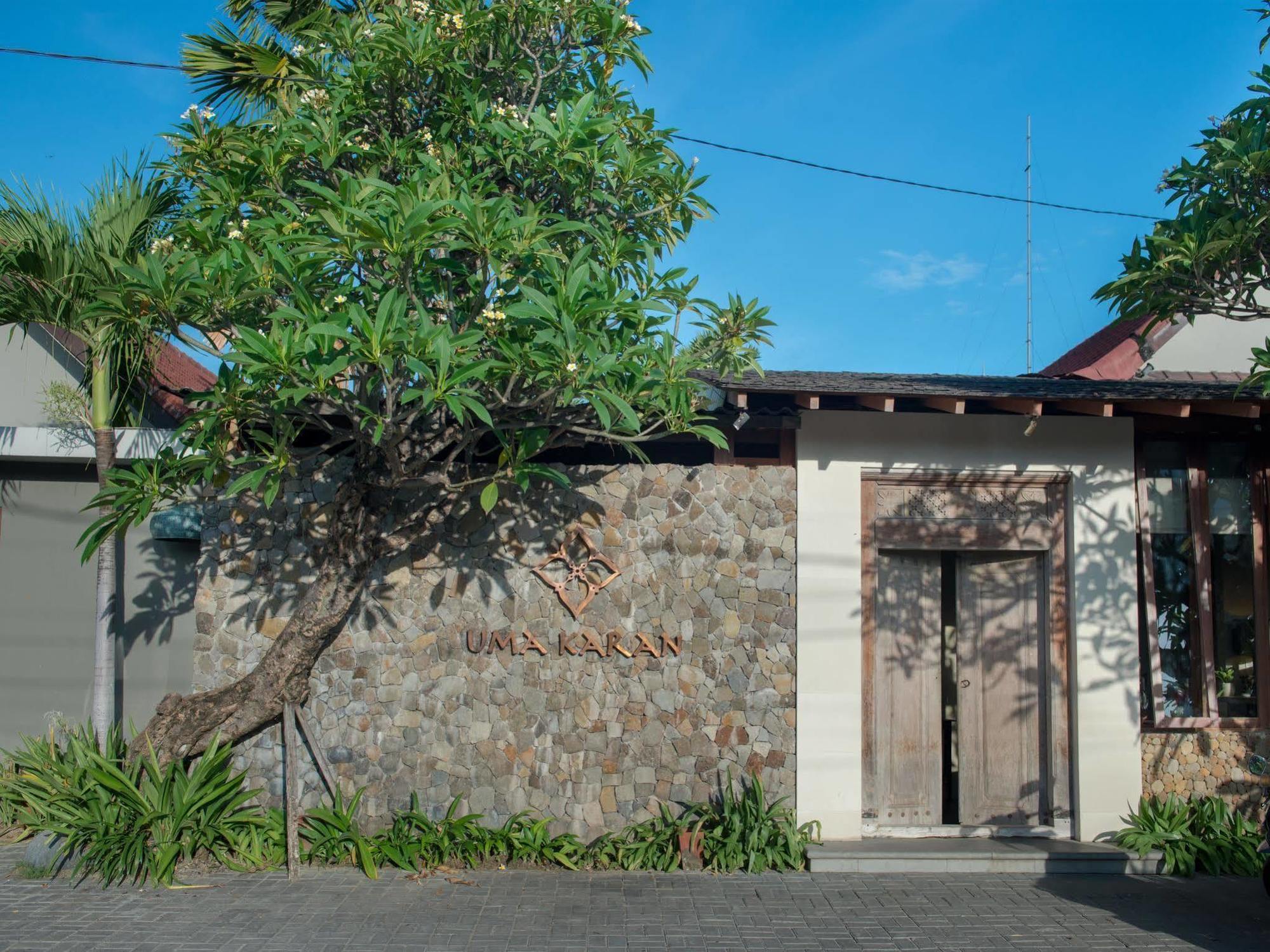 Uma Karan Hotel Kuta  Exterior photo